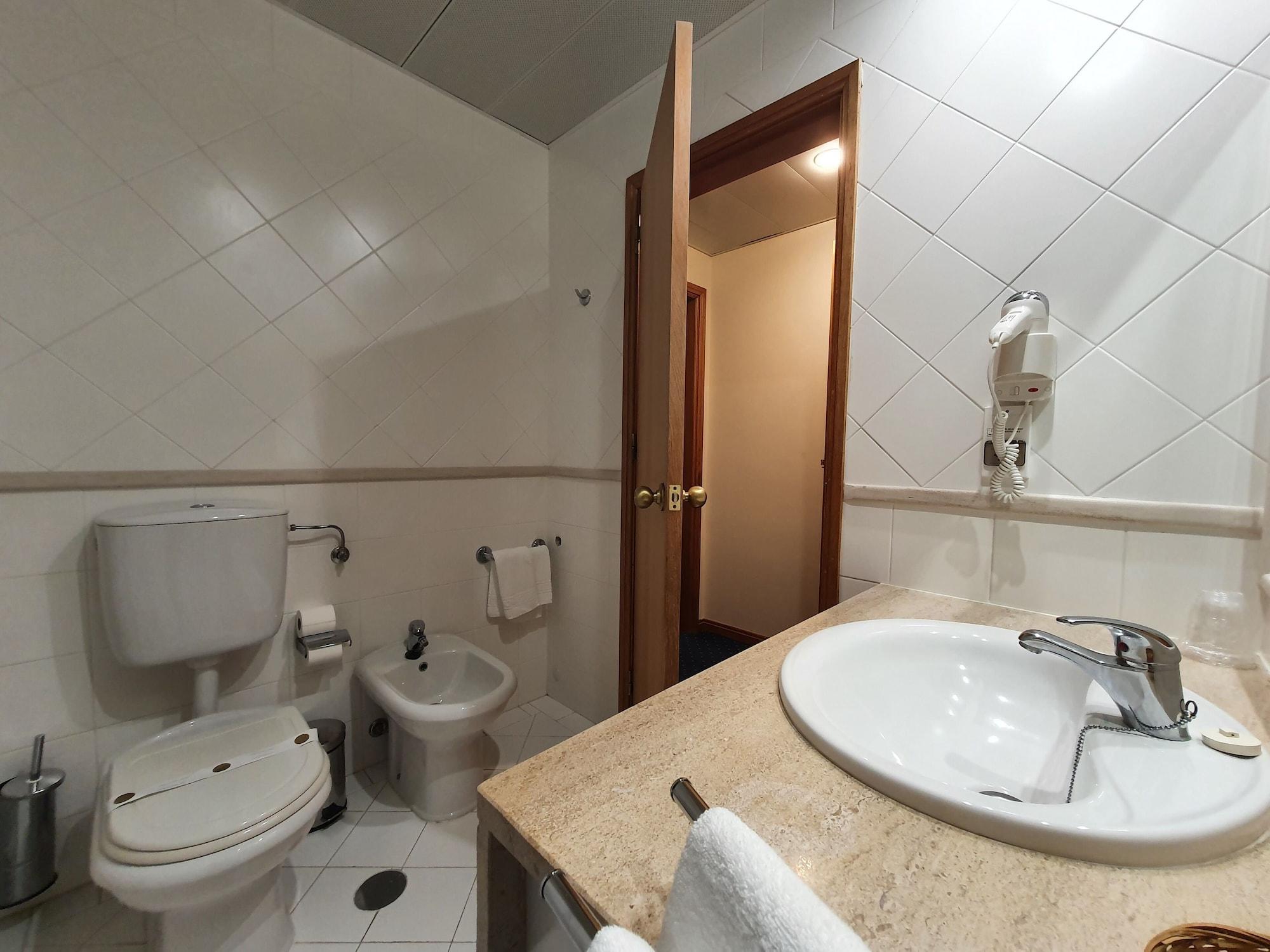 Hotel Cabecinho Anadia Bagian luar foto